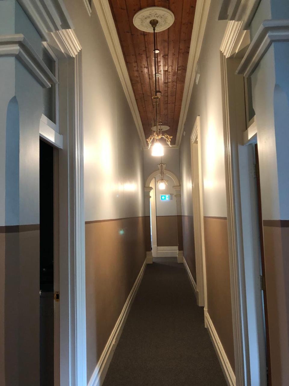 Bull And Mouth Hotel Maryborough Victoria Bagian luar foto