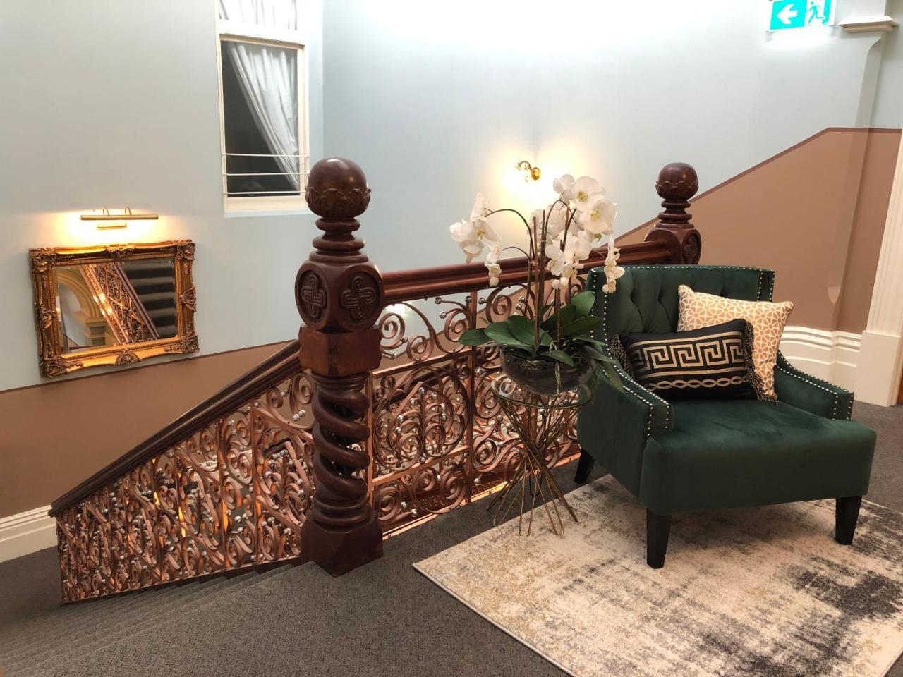 Bull And Mouth Hotel Maryborough Victoria Bagian luar foto